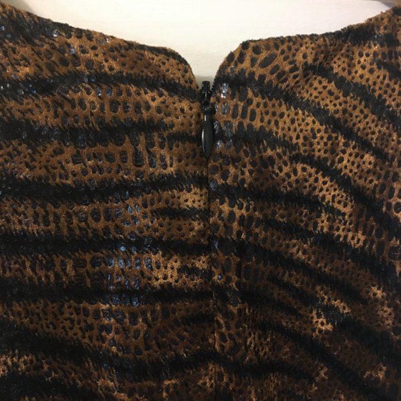 Hyena Striped Velvety Body Con Dress - Picture 7 of 8